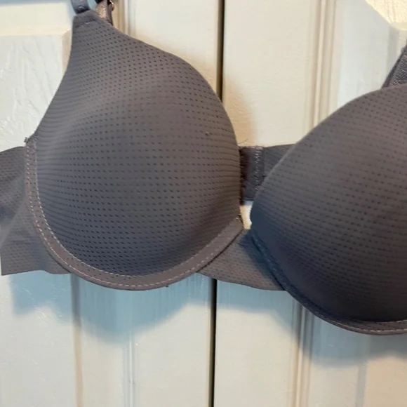 Danskin Gray Bra - Picture 5 of 11